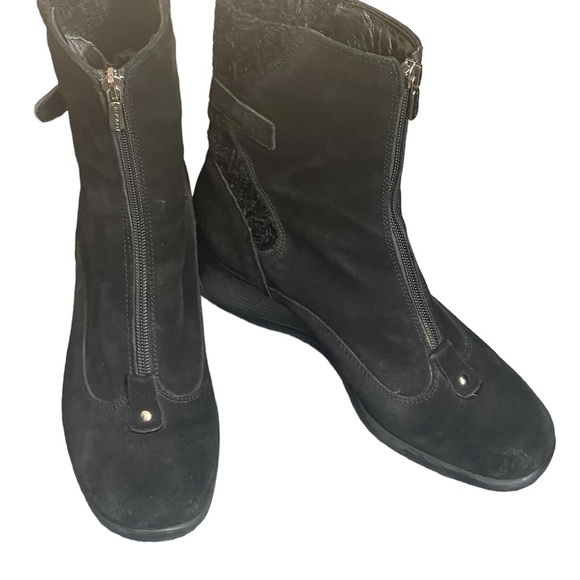 Aquatalia Black Suede Leather Zip Up Wedge Calf Boots Size 7.5 - Picture 1 of 12